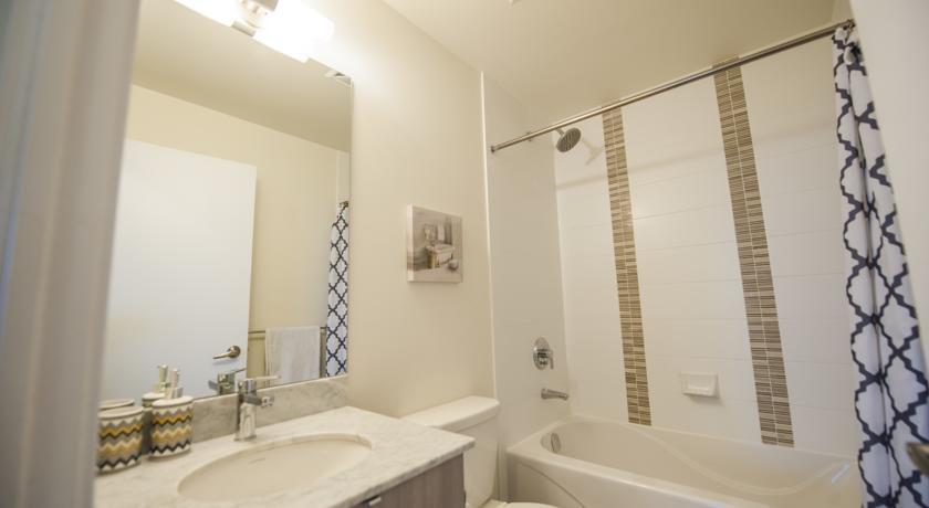 Accurate Plus Furnished Apartment- Brickstone Mews Mississauga Habitación foto